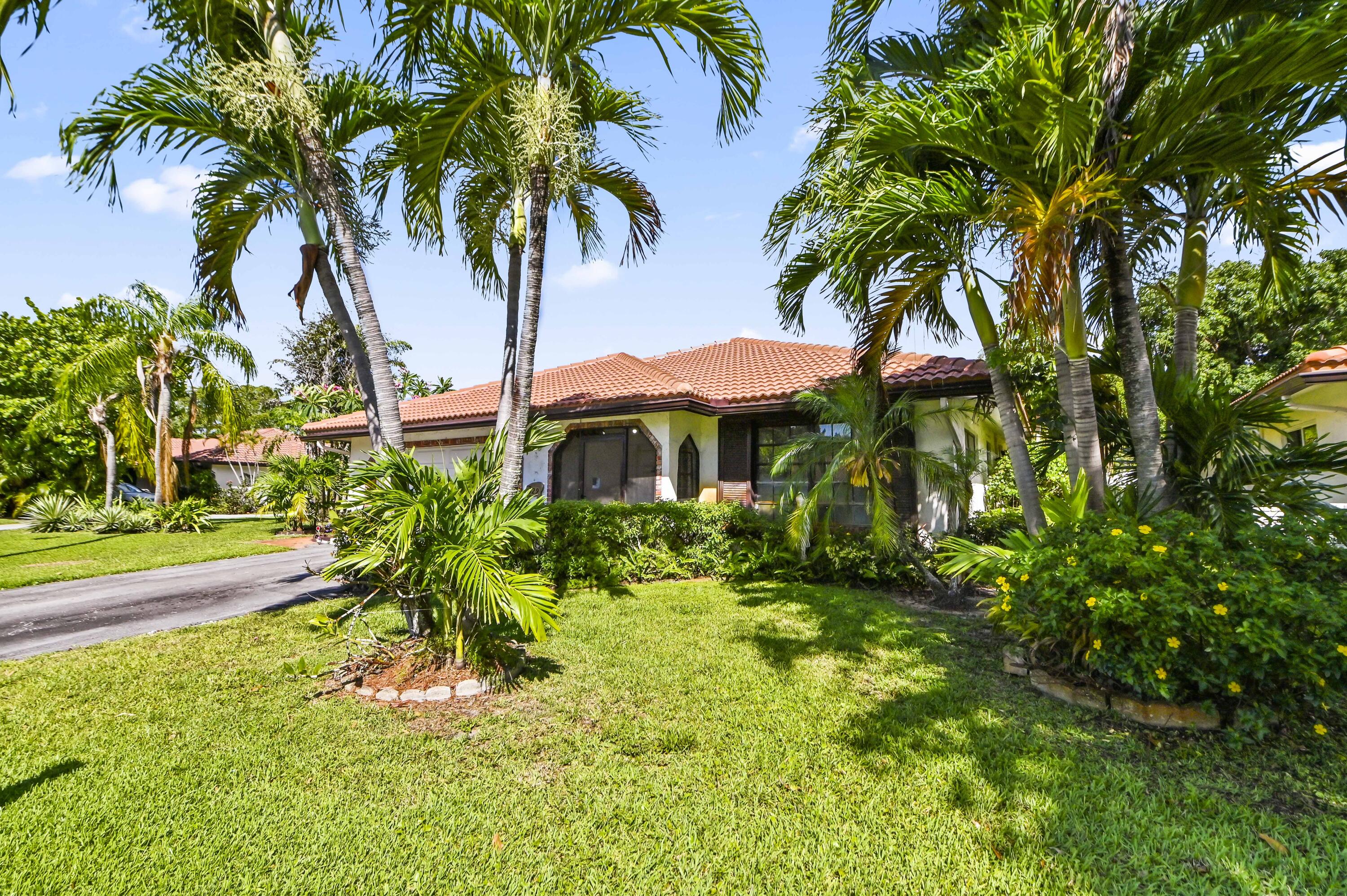 329 Knob Hill Boulevard Boca Raton, FL 33431 - Photo 2 of 35 Front
