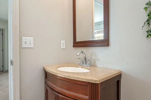 $290,000 | 407 Eisenhower Drive, Crestview, FL 32539