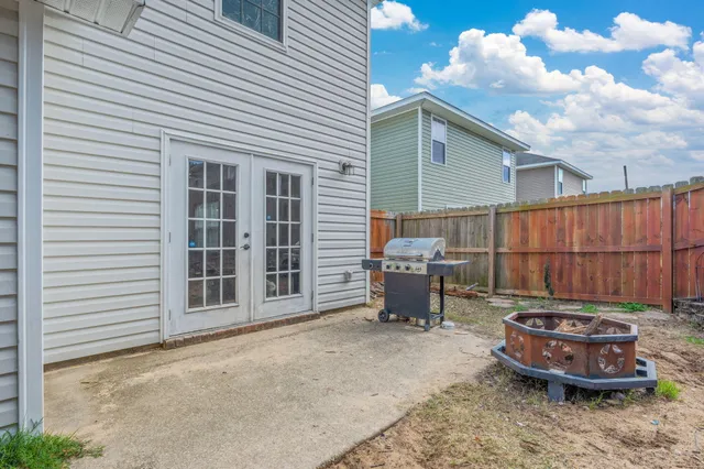 $290,000 | 407 Eisenhower Drive, Crestview, FL 32539