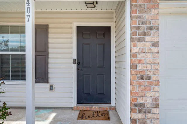 $290,000 | 407 Eisenhower Drive, Crestview, FL 32539