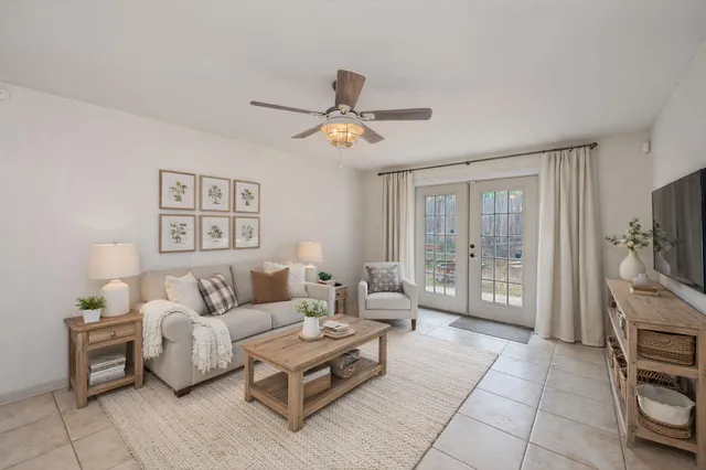 $290,000 | 407 Eisenhower Drive, Crestview, FL 32539