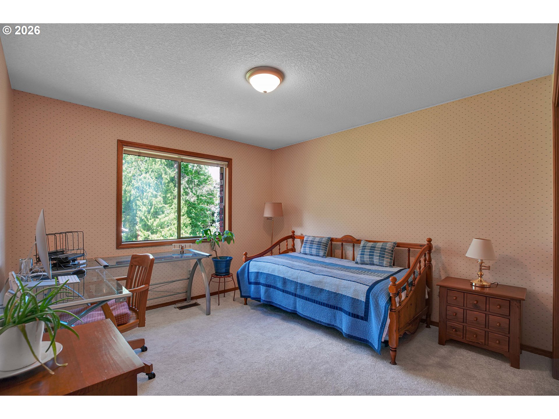 6401 Southwest Dolph Drive Portland, OR 97219 - Photo 40 of 48 Bedroom