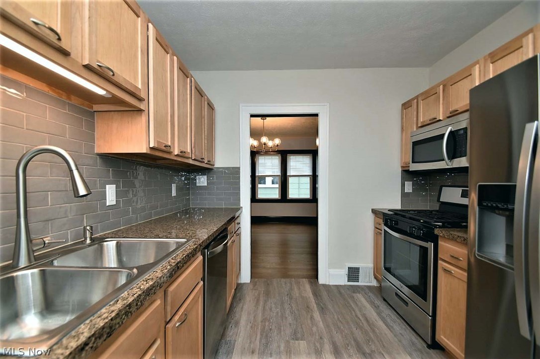 3964 Ardmore Road Cleveland Heights, OH 44121 - Photo 11 of 33
