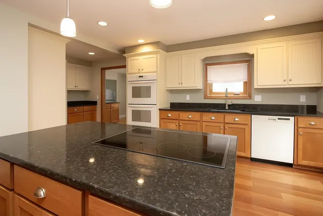 $700,000 | 134 Peach Street, Berlin, VT 05602