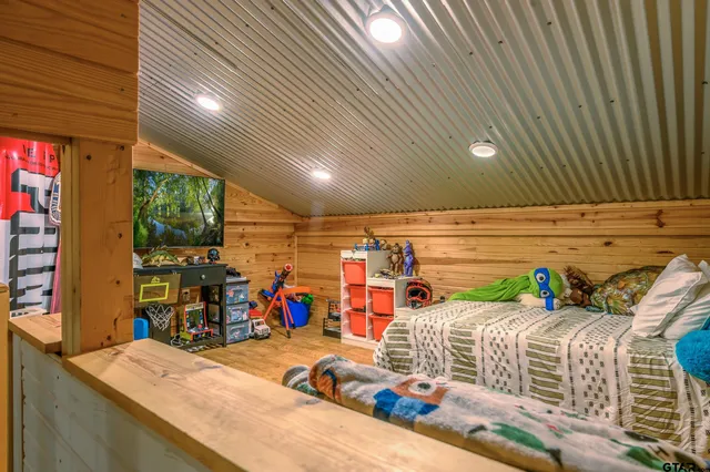 a view of a living room with furniture