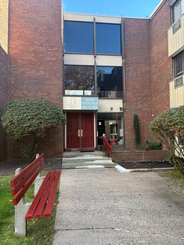 $1,600 | 962 High Path Road, Unit 962, Windsor, CT 06095