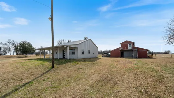$299,500 | 810 VZ County Road, Canton, TX 75103