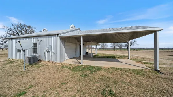 $299,500 | 810 VZ County Road, Canton, TX 75103