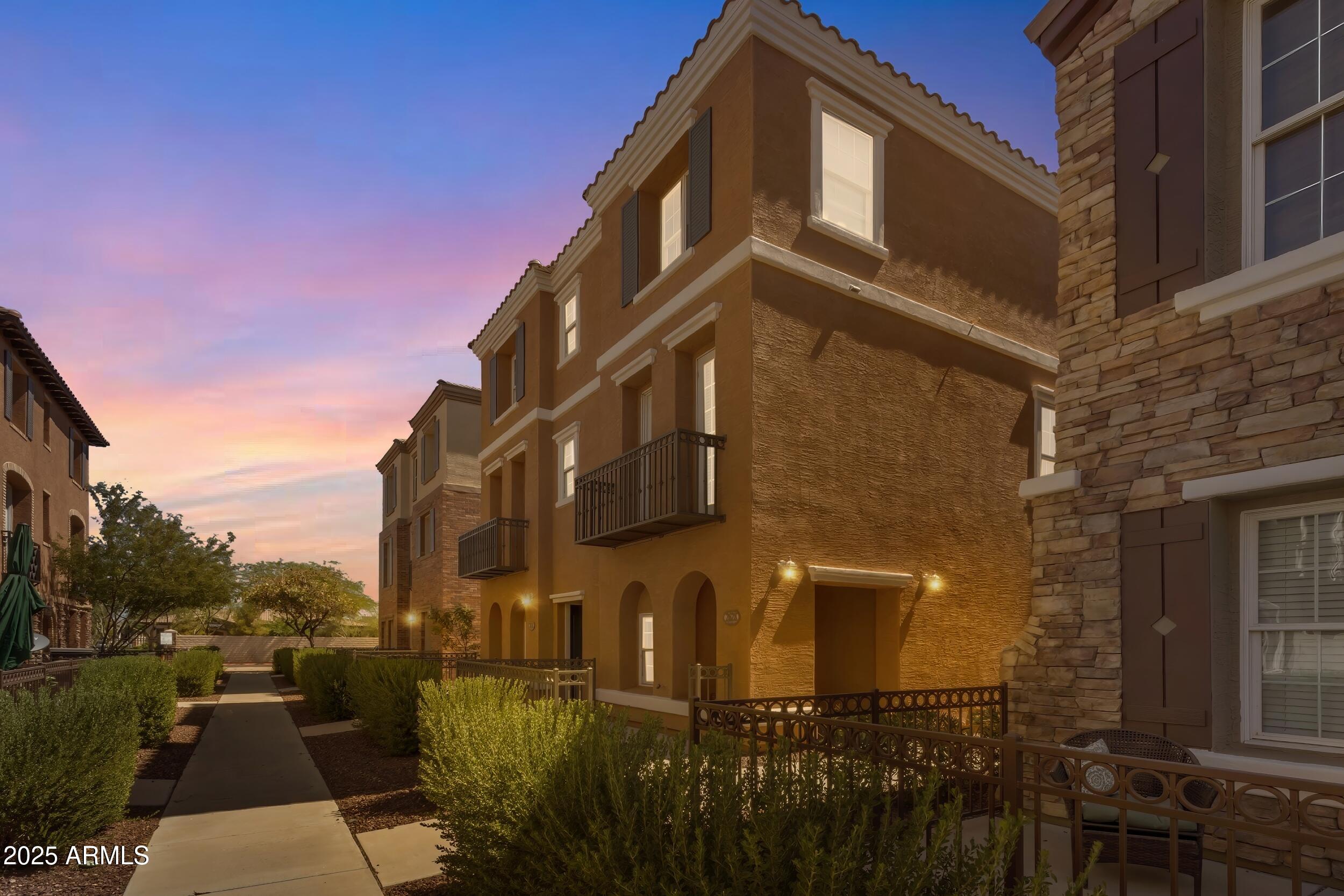 088_a4m_al_ virtual twilights