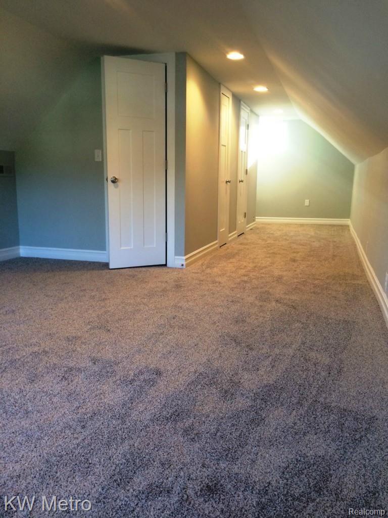 610 Stratford Road Ferndale, MI 48220 - Photo 19 of 36 IMG_8499.jpg