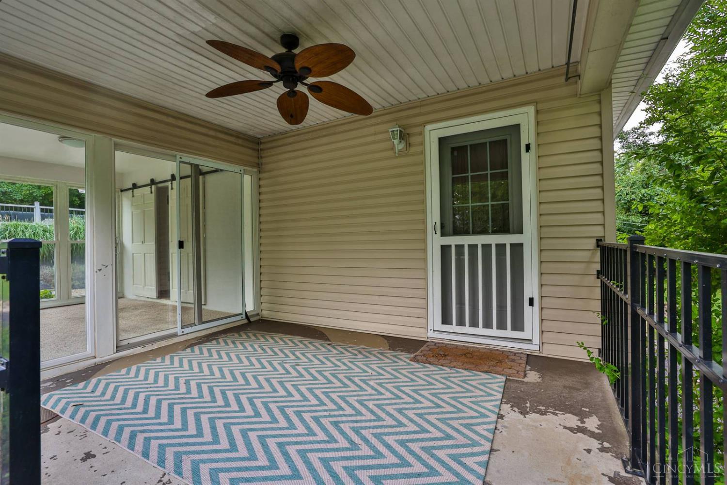 6123 Sheed Road Cincinnati, OH 45247 - Photo 3 of 46 Gallery Image 3