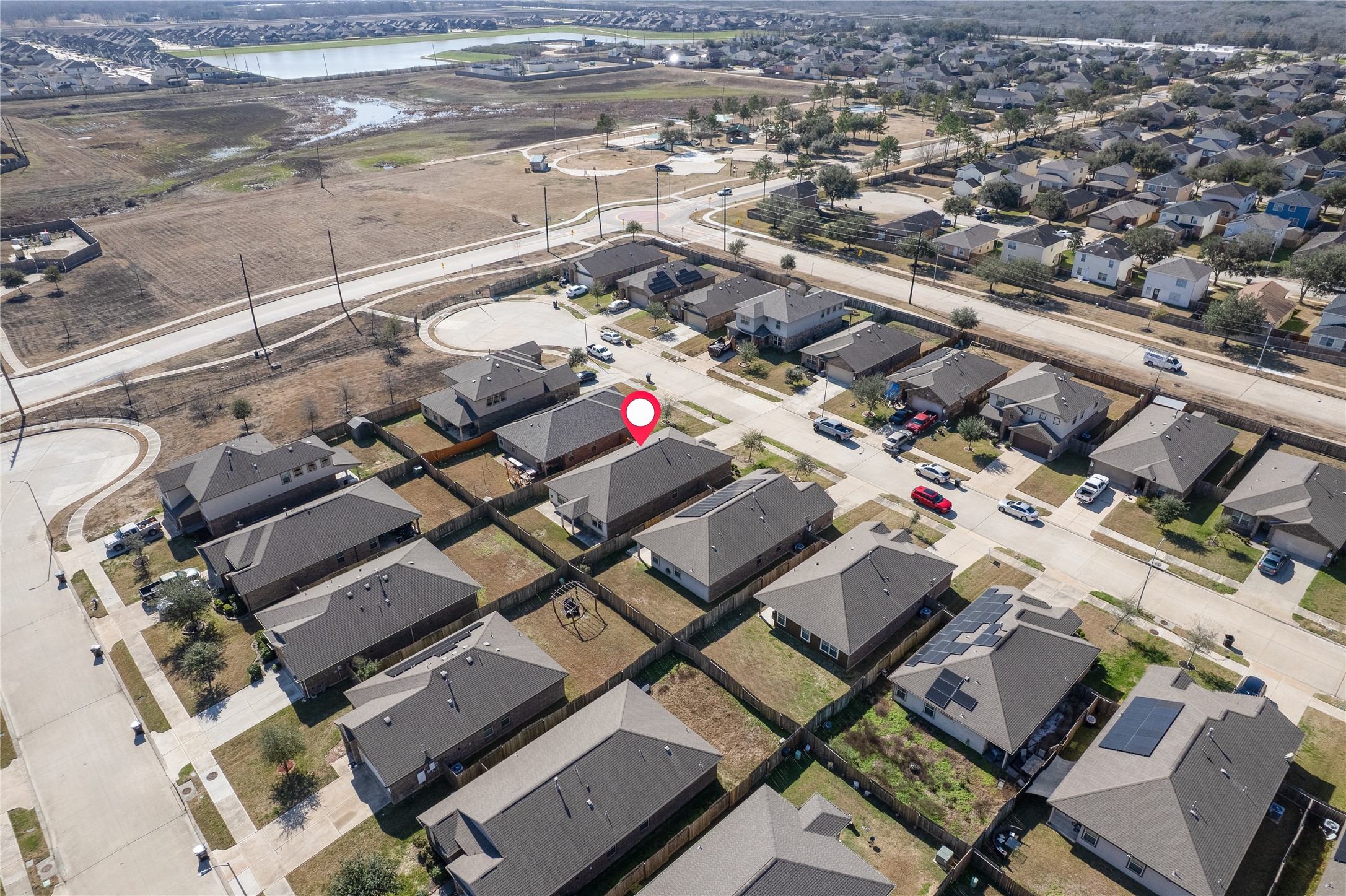 8307 Oakleaf Meadow Court Rosharon, TX 77583 - Photo 38 of 39 an aerial view of a city