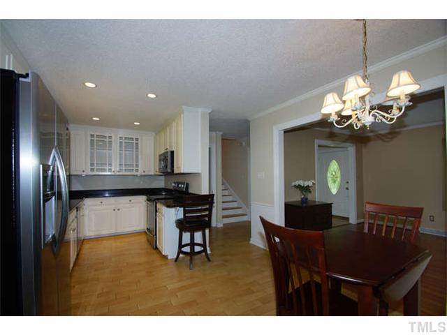 7009 Tanbark Way Raleigh, NC 27615 - Photo 6 of 25