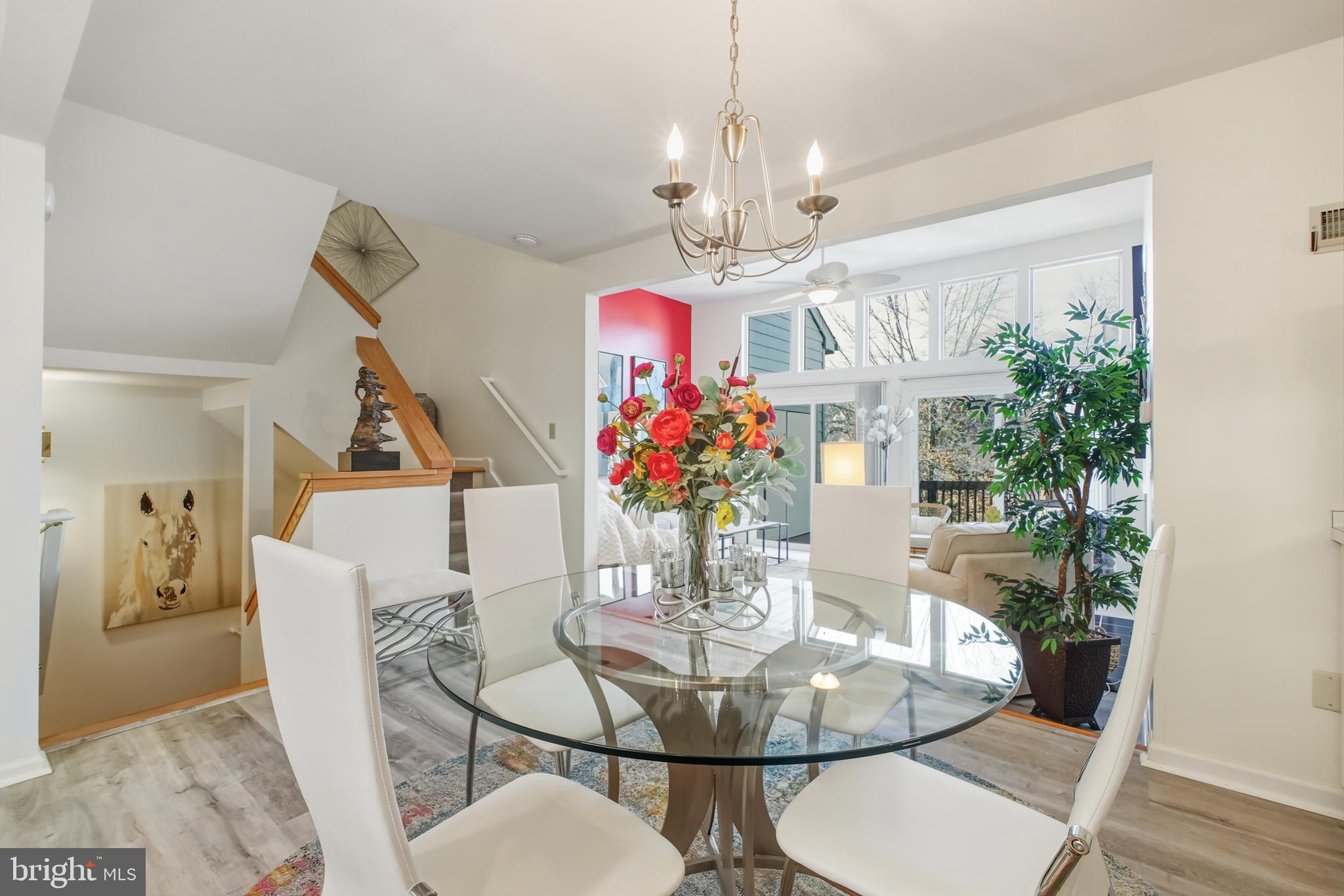 85 Ridge Court, Unit 3 Basye, VA 22842 - Photo 17 of 58 Main Level - Dining