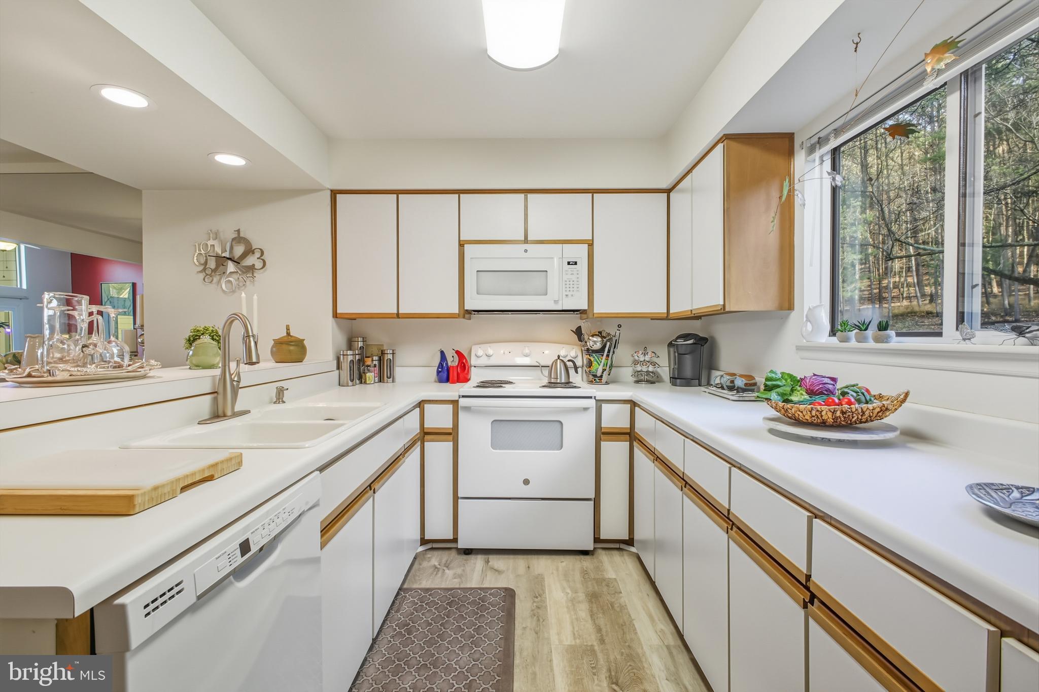 85 Ridge Court, Unit 3 Basye, VA 22842 - Photo 26 of 58 Kitchen