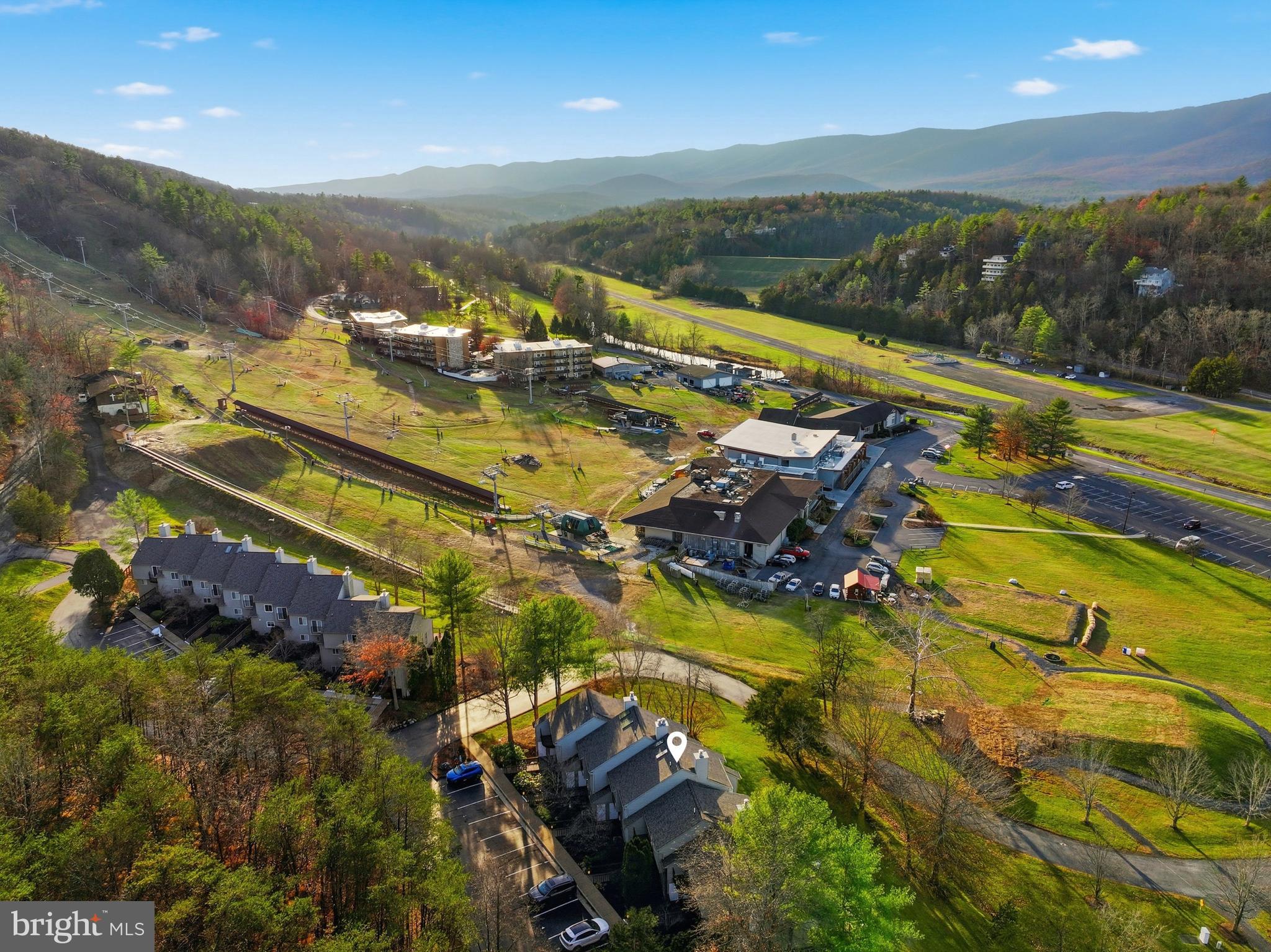 85 Ridge Court, Unit 3 Basye, VA 22842 - Photo 48 of 58 Resort