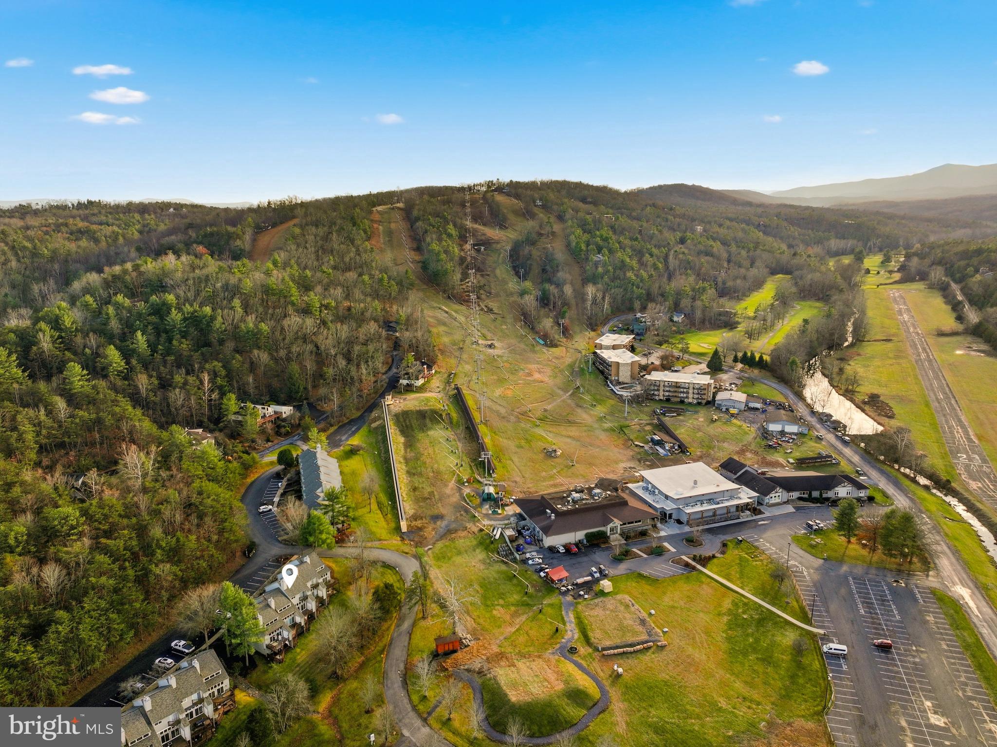 85 Ridge Court, Unit 3 Basye, VA 22842 - Photo 51 of 58 Resort