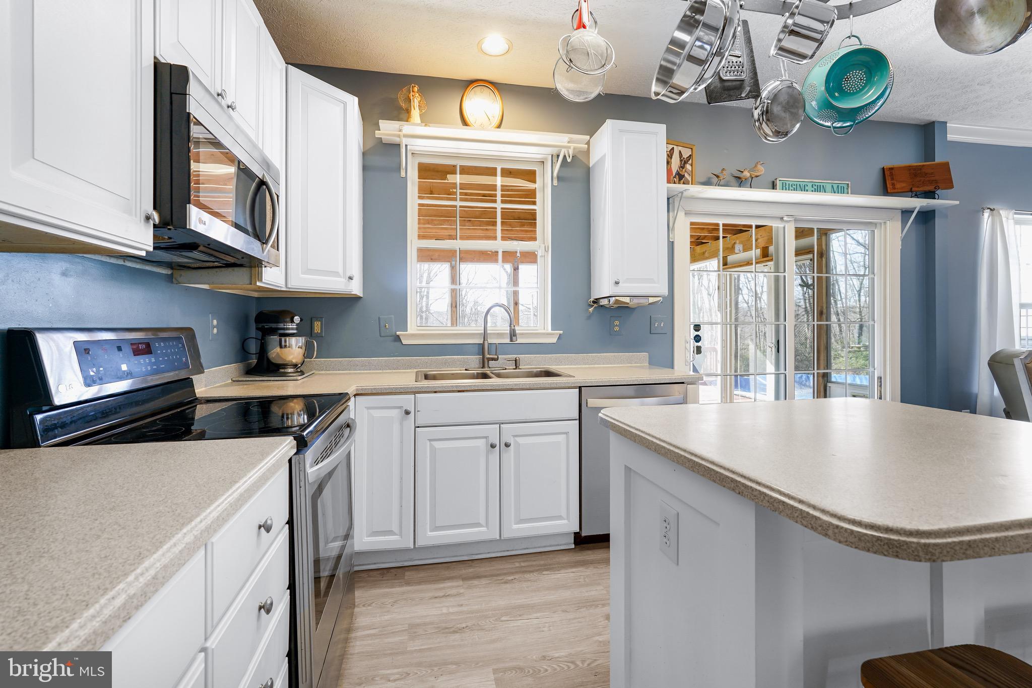 18 Beaver Court Rising Sun, MD 21911 - Photo 11 of 52 Kitchen