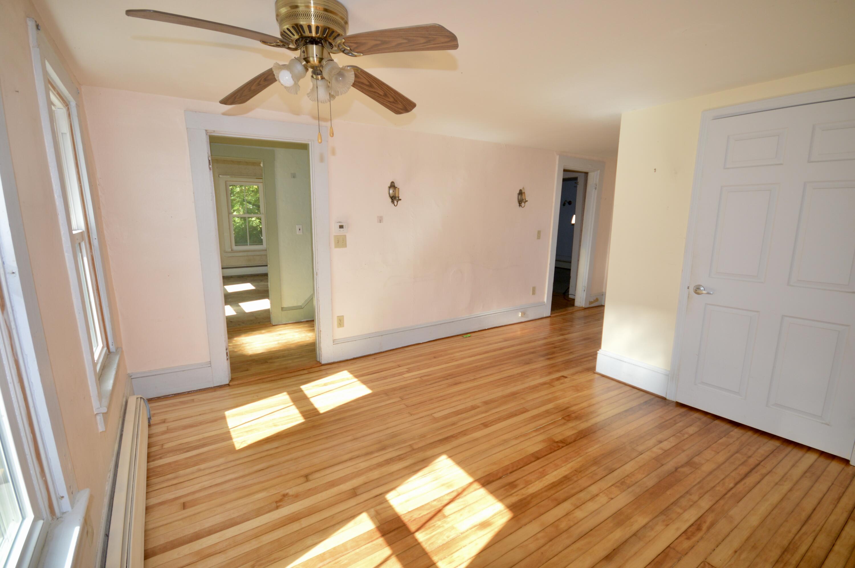 6 Pleasant Street Orono, ME 04473 - Photo 4 of 32 DSC_0013