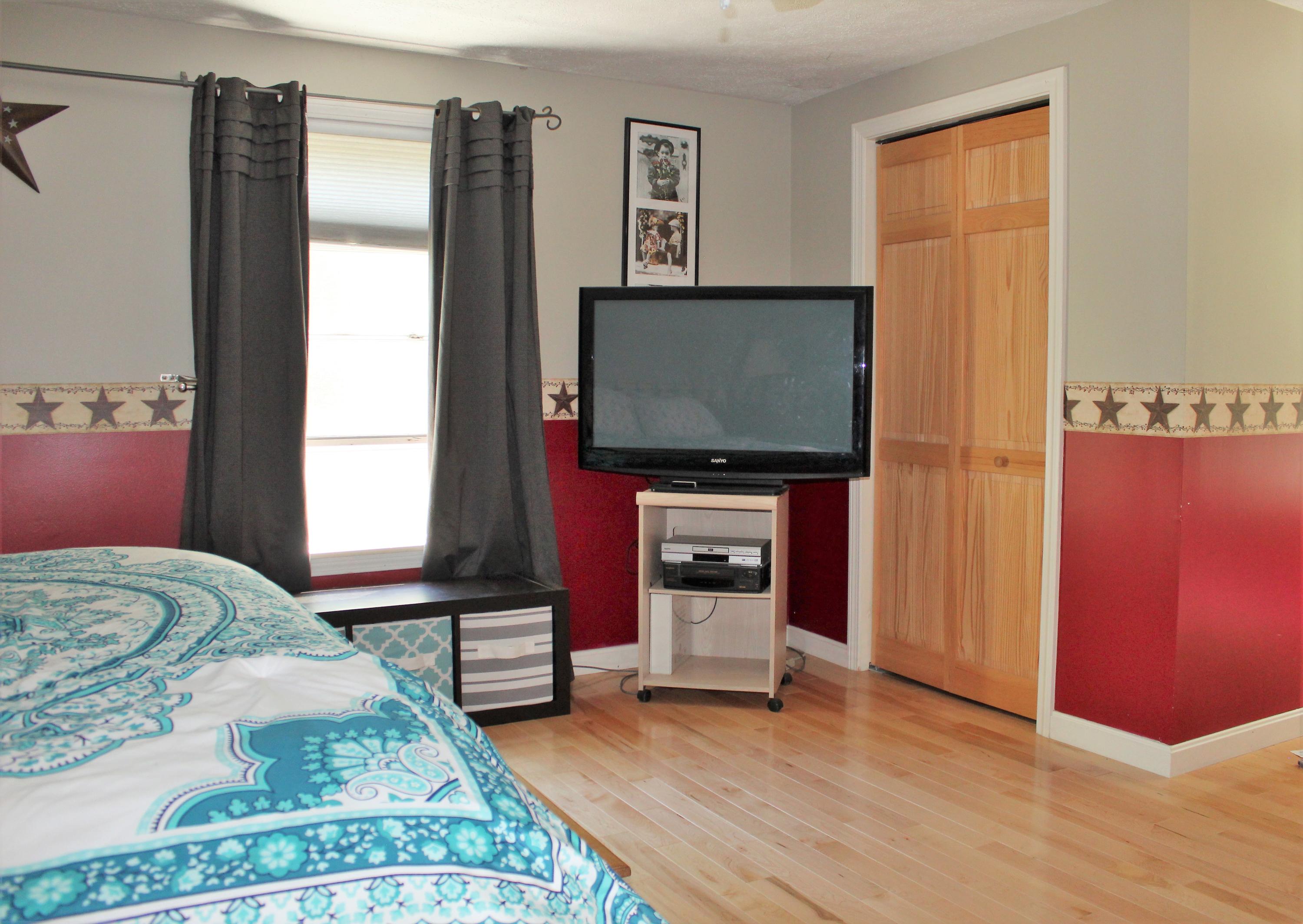 28 Shady Nook Road West Newfield, ME 04095 - Photo 23 of 33 23 Upstairs bedroom 2