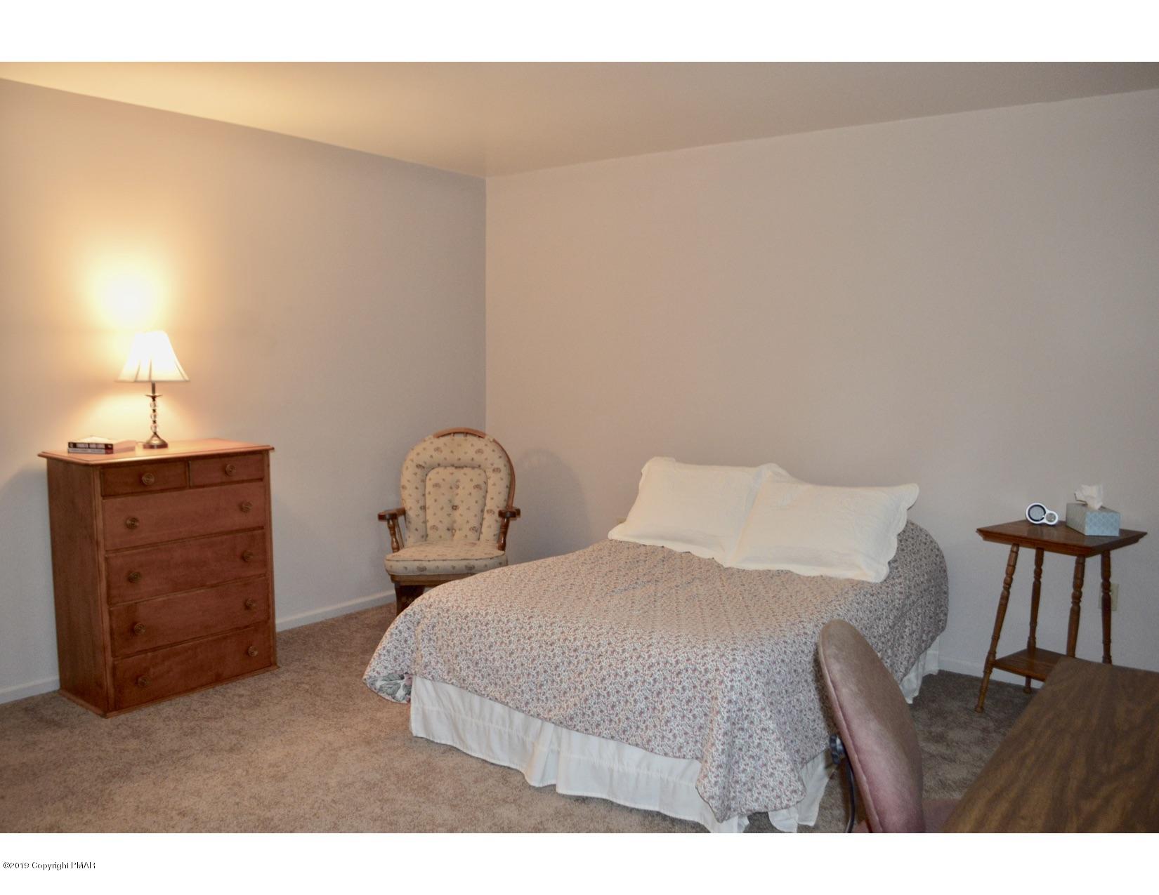 134 Livingston Road Stroudsburg, PA 18360 - Photo 15 of 25 Brannon14