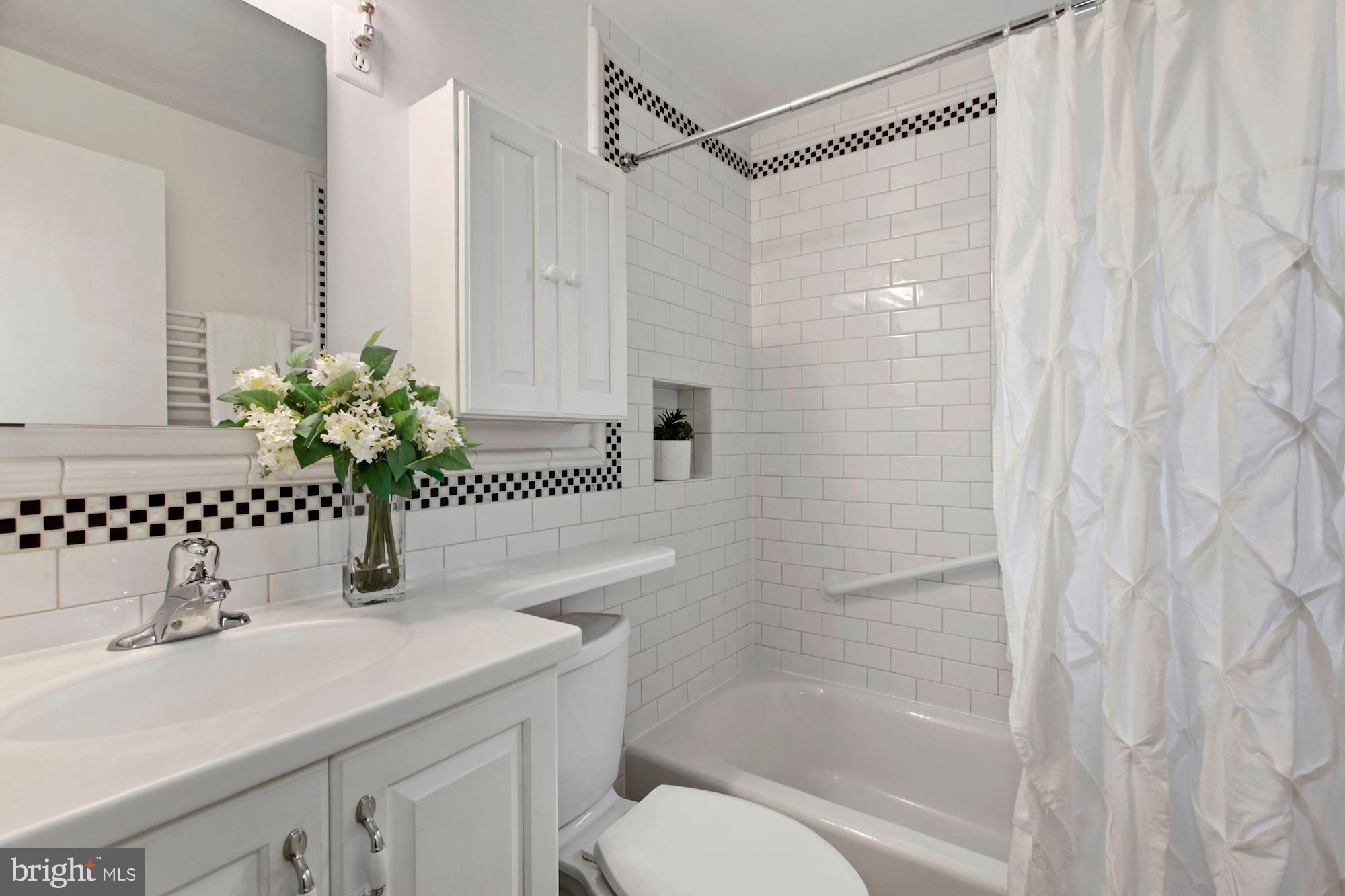 12108 Foley Street Silver Spring, MD 20902 - Photo 22 of 26 Hall Bath