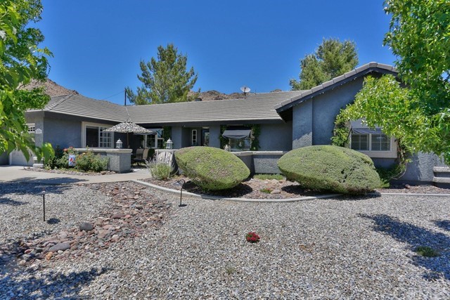 20058 Rancherias Lane Apple Valley, CA 92307 - Photo 12 of 83