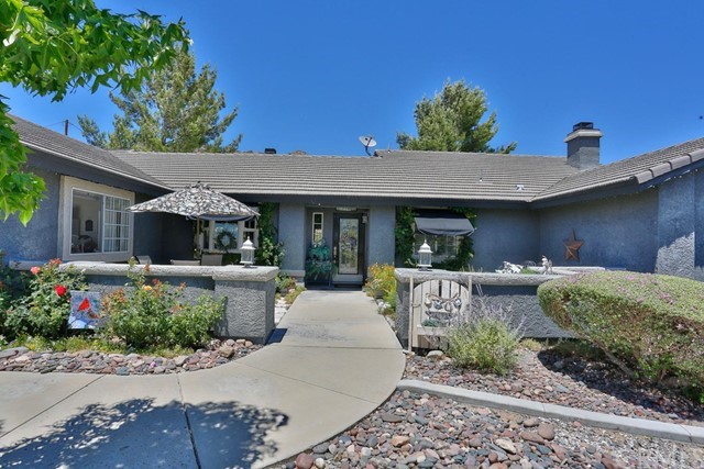 20058 Rancherias Lane Apple Valley, CA 92307 - Photo 14 of 83