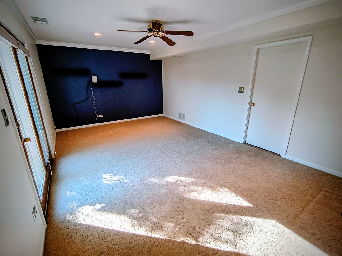 1367 South Elizabeth Street Lombard, IL 60148 - Photo 8 of 21 a view of empty room