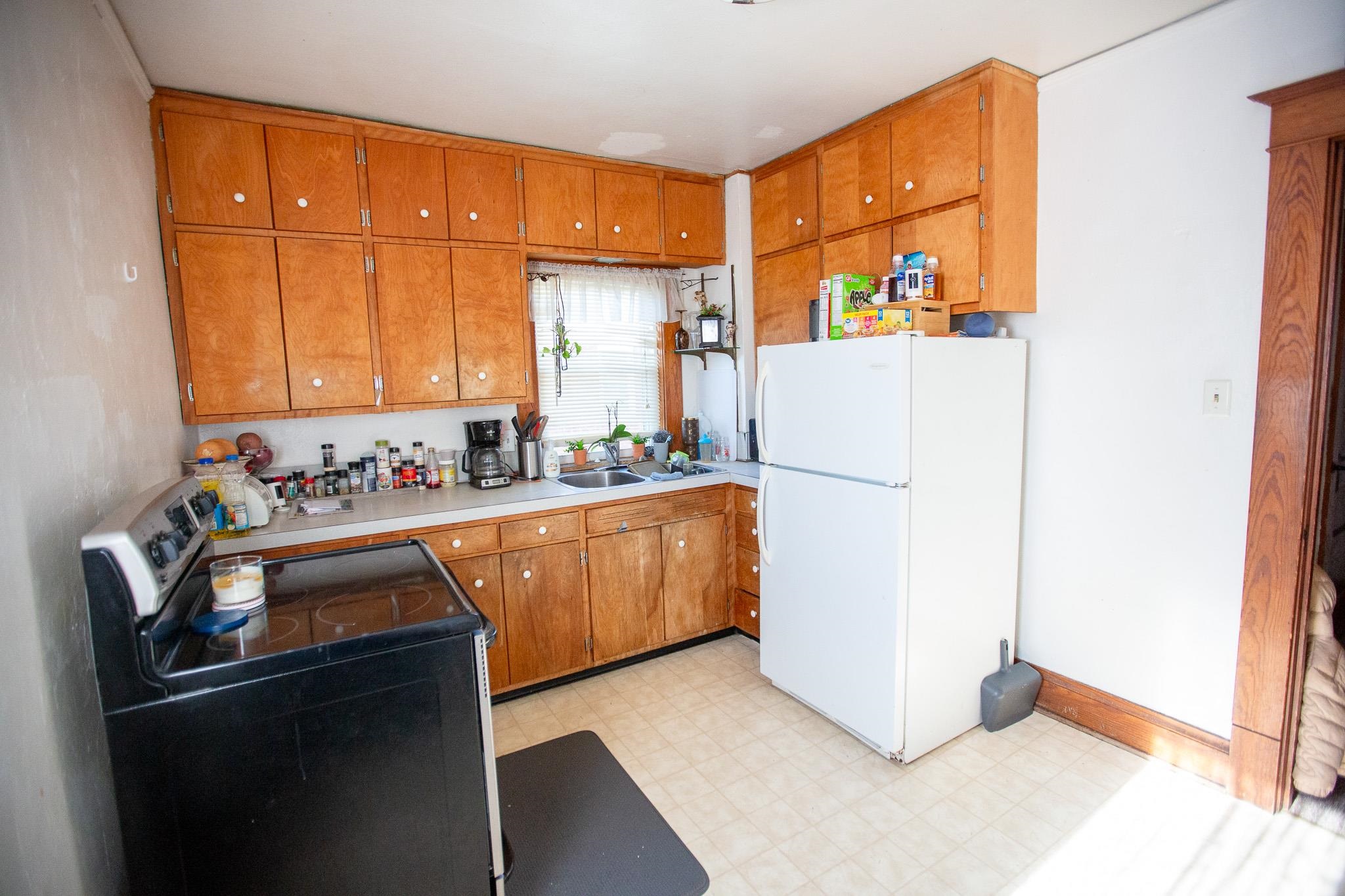2308 11th Street Monroe, WI 53566 - Photo 4 of 10