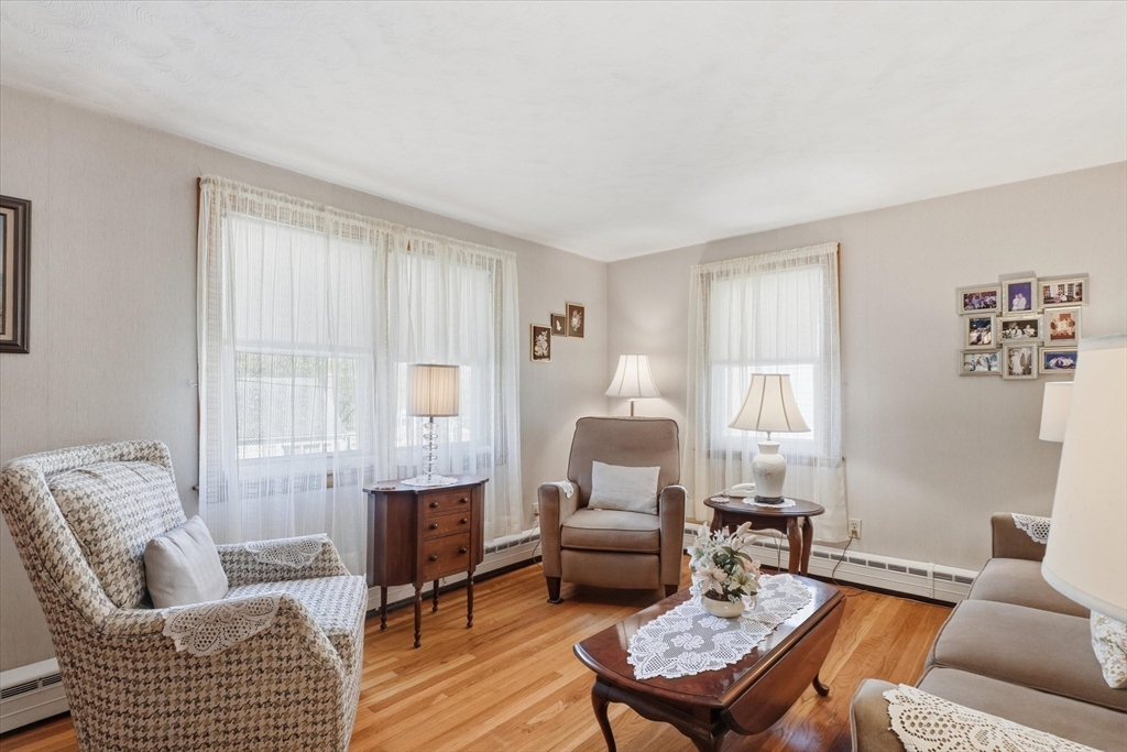 12 Cannon Rock Road Lynn, MA 01904 - Photo 6 of 42