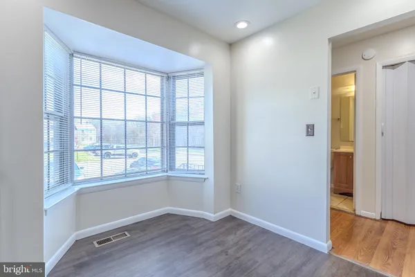 $2,800 | 398 Harry S Truman Drive, Unit 270, Upper Marlboro, MD 20774