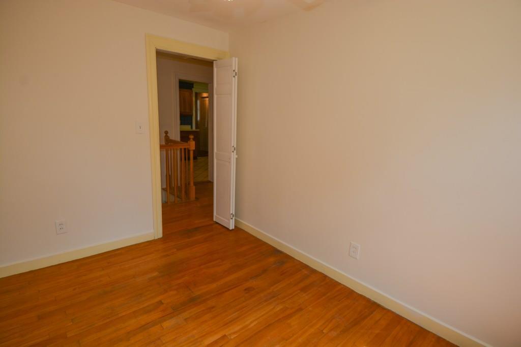 22 Payson Road Falmouth, ME 04105 - Photo 17 of 31 View to hallway from 2nd bedroom.