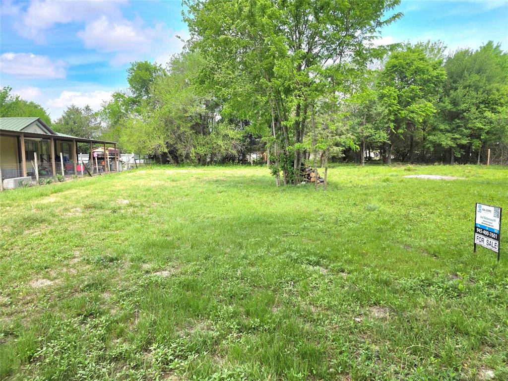 10771 County Road 0190, Unit A Rice, TX 75155 - Photo 2 of 2 a view of backyard with green space