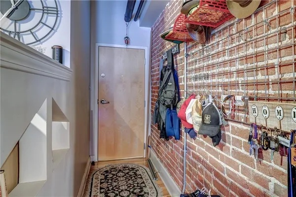 $164,900 | 700 Broadway Boulevard, Unit 401, Kansas City, MO 64105