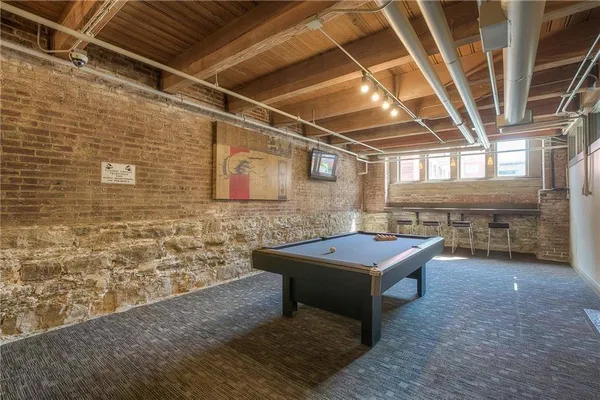 $164,900 | 700 Broadway Boulevard, Unit 401, Kansas City, MO 64105