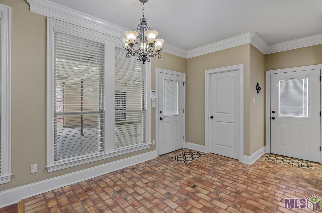 13330 Roddy Road Gonzales, LA 70737 - Photo 11 of 24 Breakfast