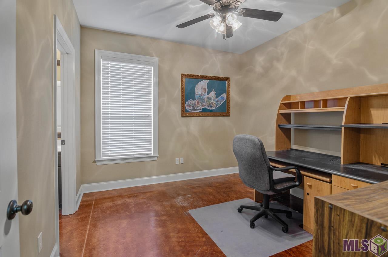 13330 Roddy Road Gonzales, LA 70737 - Photo 14 of 24 Office