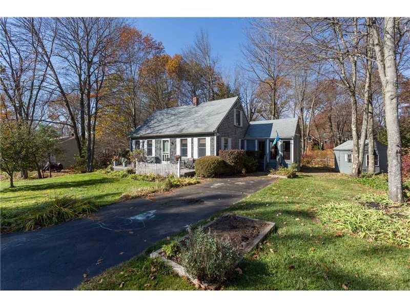 17 Springtree Lane South Berwick, ME 03908 - Photo 2 of 14 Photo