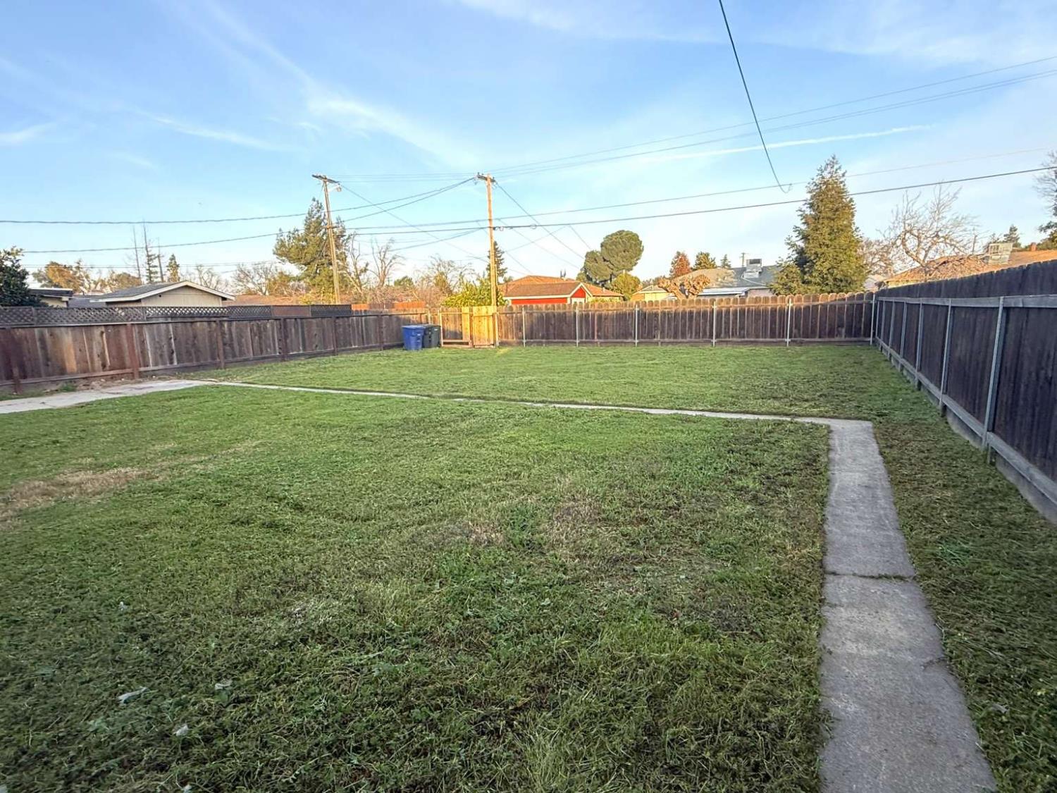 520 Colfax Avenue Modesto, CA 95354 - Photo 12 of 18 a view of a field