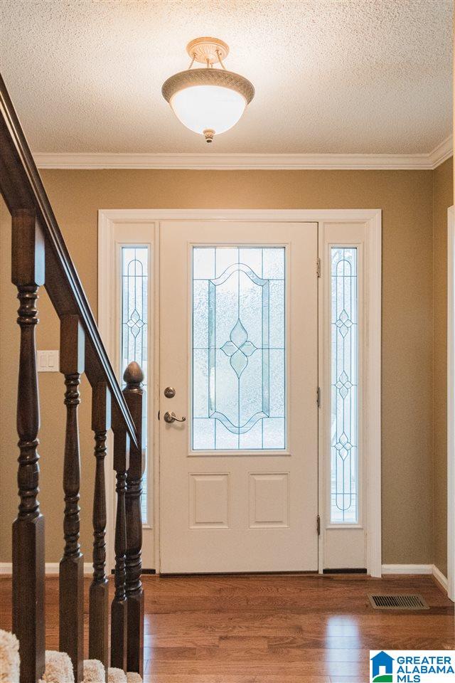 1603 Shannon Road Bessemer, AL 35022 - Photo 3 of 34