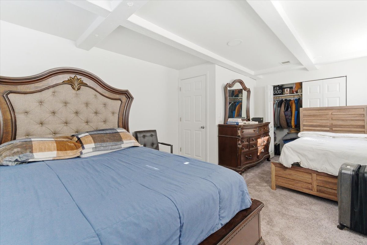 1526 Ridgeway Street Round Lake Beach, IL 60073 - Photo 17 of 35