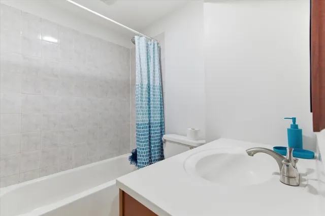 $295,000 | 1526 Ridgeway Street, Round Lake Beach, IL 60073