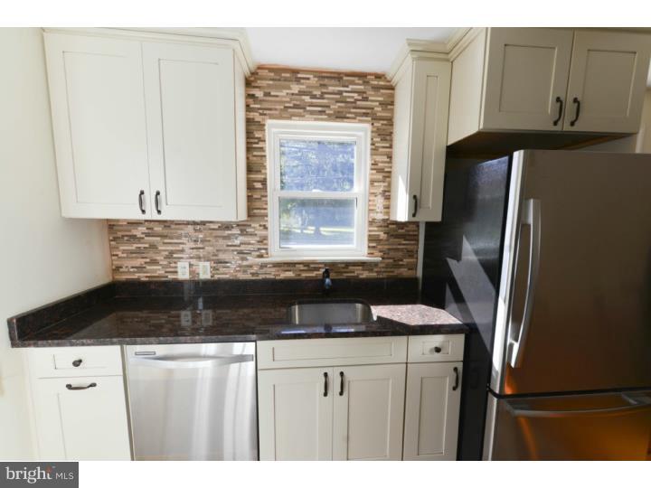 615 South Woodbury Road Pitman, NJ 08071 - Photo 4 of 20