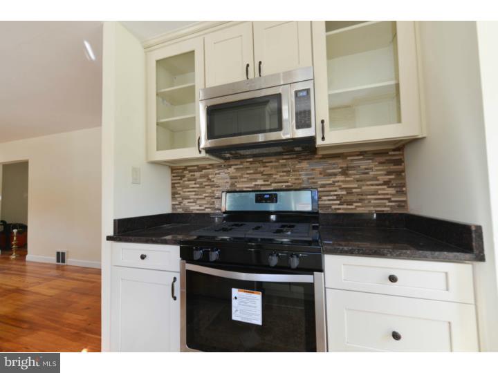 615 South Woodbury Road Pitman, NJ 08071 - Photo 5 of 20