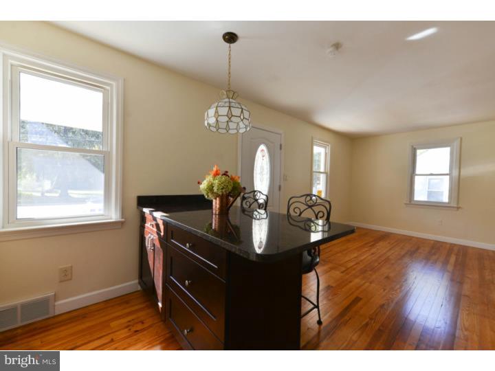615 South Woodbury Road Pitman, NJ 08071 - Photo 6 of 20