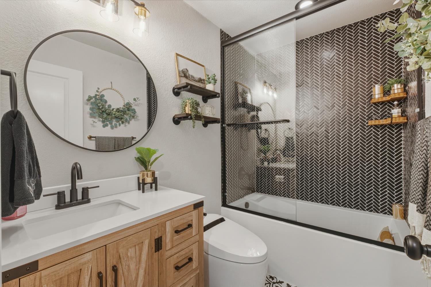 6348 Horseshoe Bar Road Loomis, CA 95650 - Photo 27 of 77