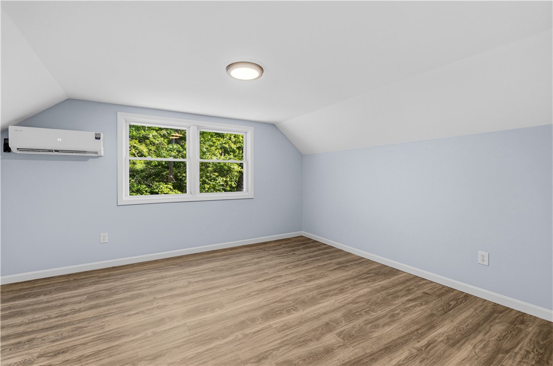 380 Brayton Road Tiverton, RI 02878 - Photo 23 of 36