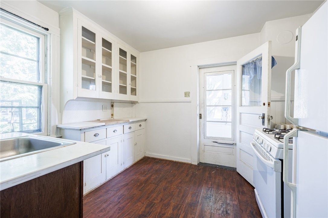 500 Oxford Street, Unit 3 Rochester, NY 14607 - Photo 11 of 17