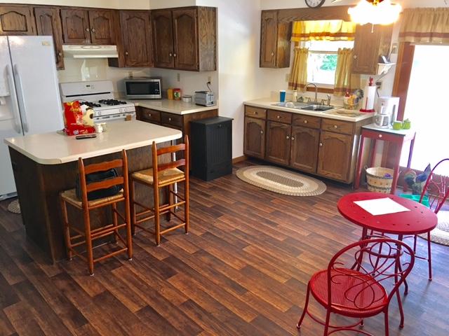 540 Back Valley Road Speedwell, TN 37870 - Photo 12 of 33 COUNTRY KITCHEN